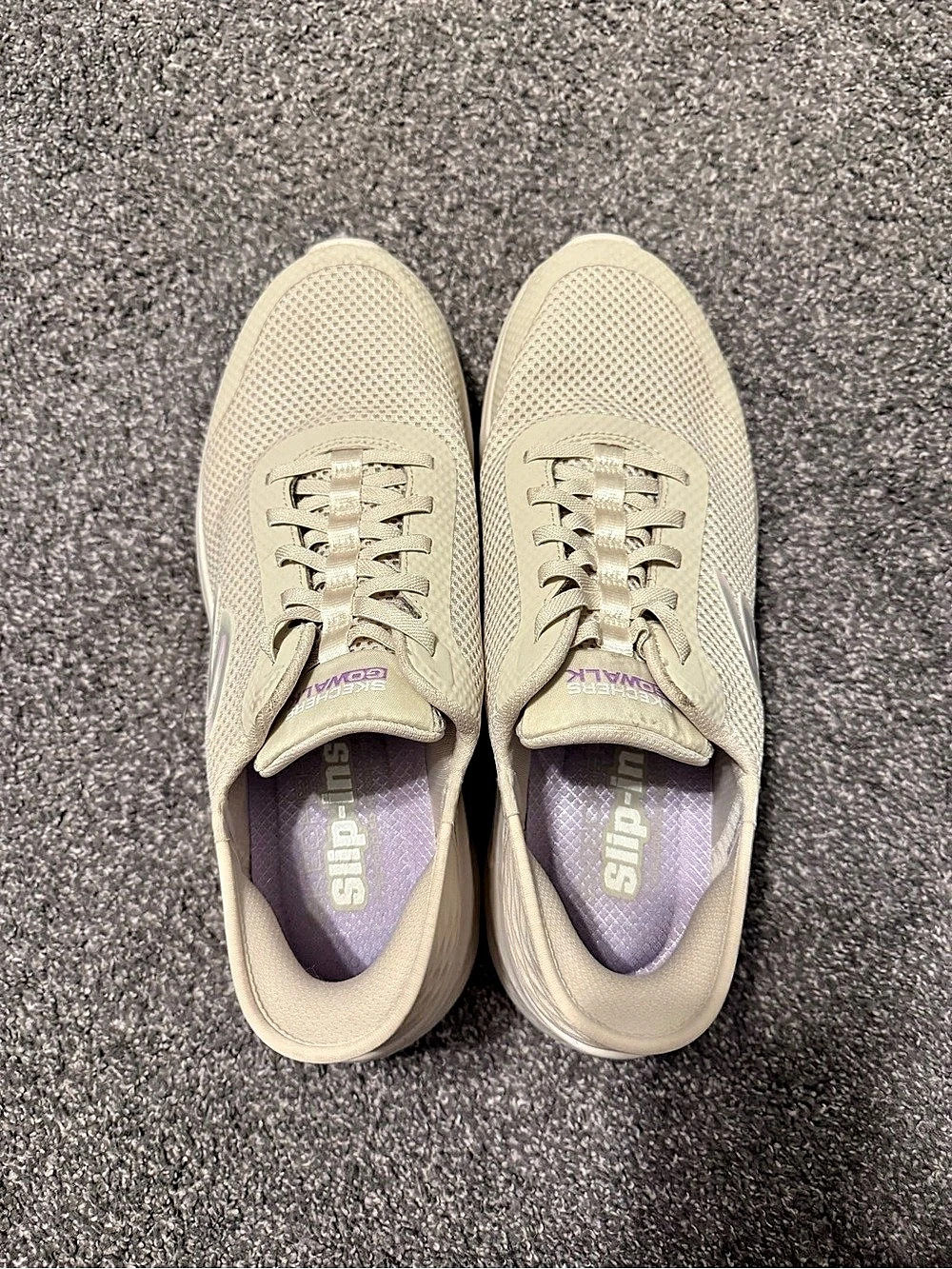 Sketchers Slip On Sneakers